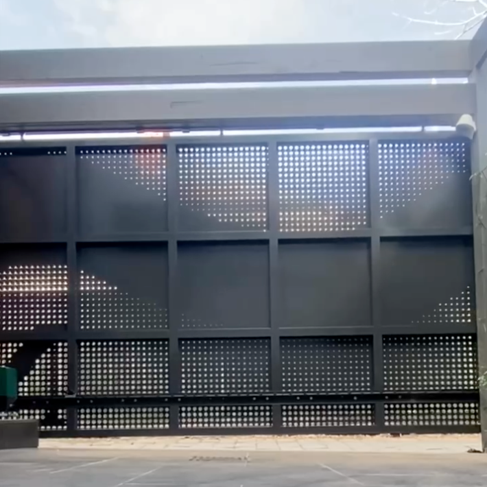 Sliding Gate